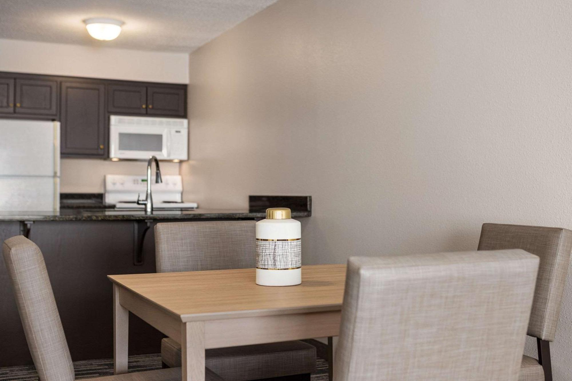 Country Inn & Suites By Radisson, St Cloud East, Mn Saint Cloud Eksteriør billede