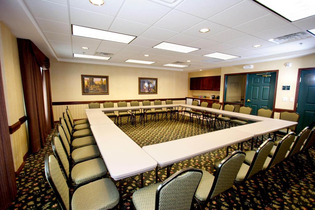 Country Inn & Suites By Radisson, St Cloud East, Mn Saint Cloud Eksteriør billede