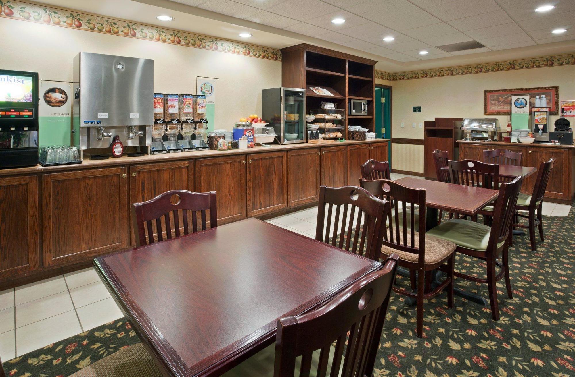 Country Inn & Suites By Radisson, St Cloud East, Mn Saint Cloud Eksteriør billede